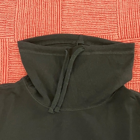 Joe Fresh women’s size small Black tunic sweater Top with loose turtleneck - Picture 10 of 12